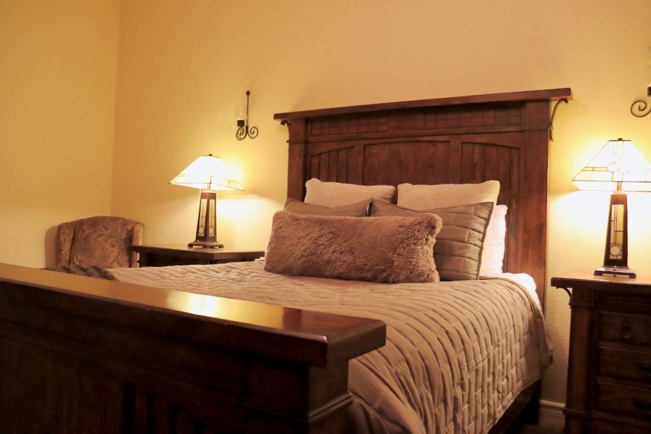Glacier National Park Getaway - Oakmont Retreat Columbia Falls Bagian luar foto