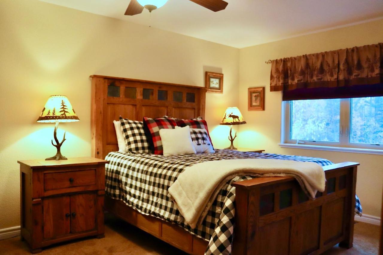 Glacier National Park Getaway - Oakmont Retreat Columbia Falls Bagian luar foto